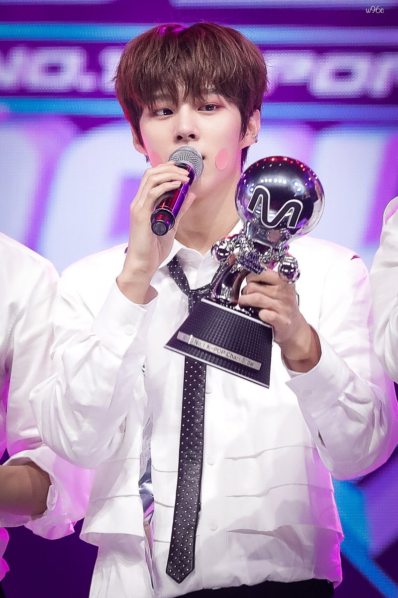 Wooseok96Cutie's tweet photo. 190905 Mcountdown ❤️❤️
#KIMWOOSEOK @KWS_official_ @x1official101 #x1members https://t.co/cADFfRhg24