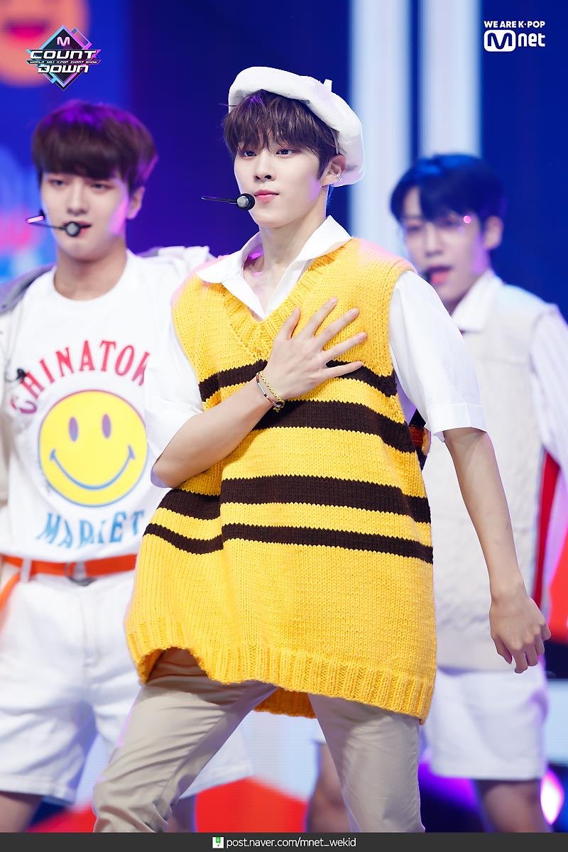 Wooseok96Cutie's tweet photo. 190905 Mcountdown ❤️❤️
#KIMWOOSEOK @KWS_official_ @x1official101 #x1members https://t.co/9PSUk5Vrc6