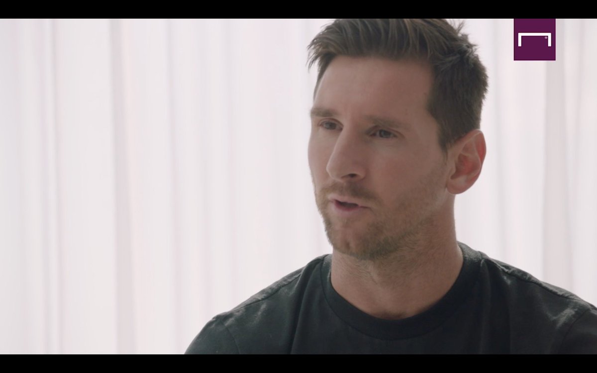 sport's tweet photo. #FCB 🔵🔴

👀 ¿Es bueno para el Barça que Messi se quede? 

❤️ Sí
🔁 No 
💬 ¿Por qué? https://t.co/FyH4UyYs5p