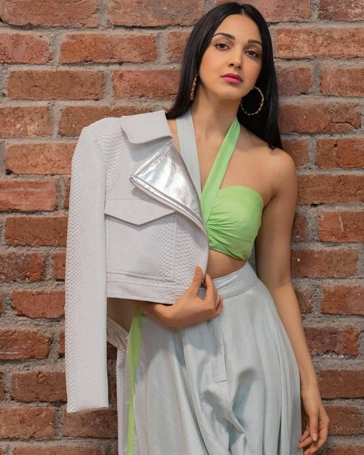 EhFmLOuUYAUSOEp?format=jpg&name=medium