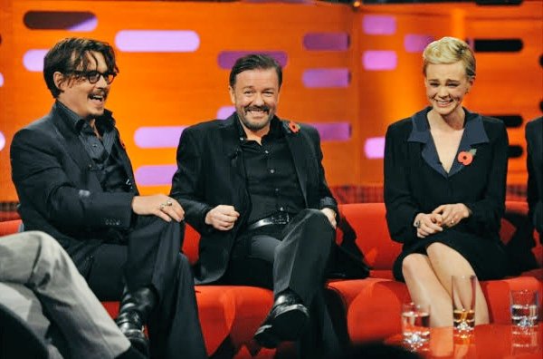  #CareyMulligan ( #GrahamNorton)'I had to kiss  #JohnnyDepp 16 times, but it was cut out of the film coz I looked so uncomfortable.I got really nervous.I grew up watching everything he's ever done & it's difficult as I have to hide my inner fan when I'm around him" #PublicEnemies