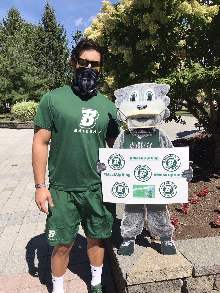 Bing_Bearcats's tweet photo. Great to see some of our student-athletes and staff joining @PrezHarvey and others for the #maskupbing contest on campus today! #BingPride @binghamtonu https://t.co/o2BcTfrVXz