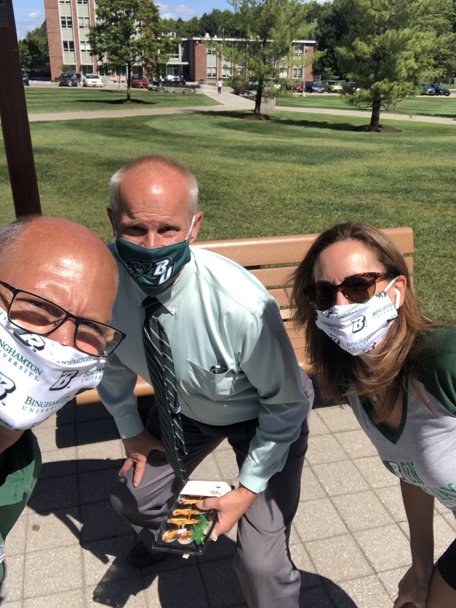 BinghamtonUWBB's tweet photo. It was great to be part of the #MaskUpBing contest on campus today with @PrezHarvey and others! #BingPride @binghamtonu #AEHoops @AmericaEast https://t.co/8zuvBEzi4O
