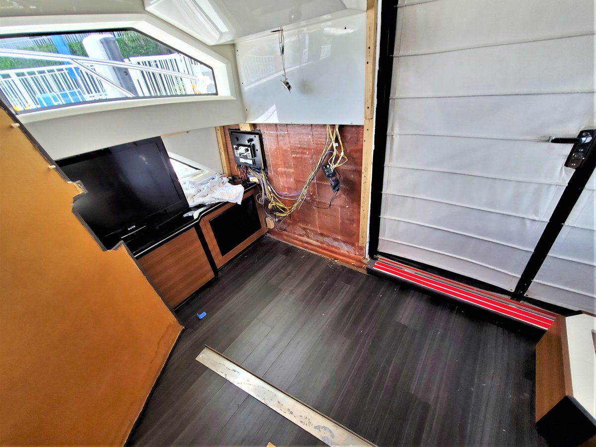 bluewatercanvas's tweet photo. Beautiful project (Before and after pics) 👌 We recovered 3 back panels in salon to match existing other black panels for a 50' Marquis. We are extremely happy with the results, we gave the interior of this boat a new look and we take pride in that. https://t.co/LL0OgC2ckL