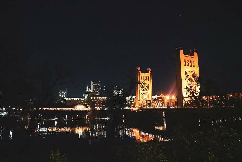 MThomas116's tweet photo. A view of Sacramento. 🌉 https://t.co/Nf5ZPl2DuQ