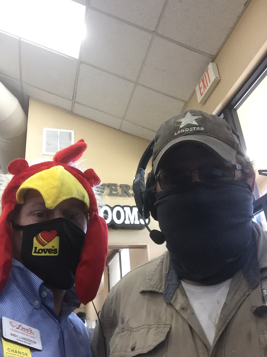 DrewJunior's tweet photo. Thanks Landstar driver for giving Generously to the kids.   ⁦@LandstarSystem⁩ ⁦@LovesTravelStop⁩ ⁦@StLukesCMN⁩ #milesofmiracles https://t.co/KZo1tId1DU