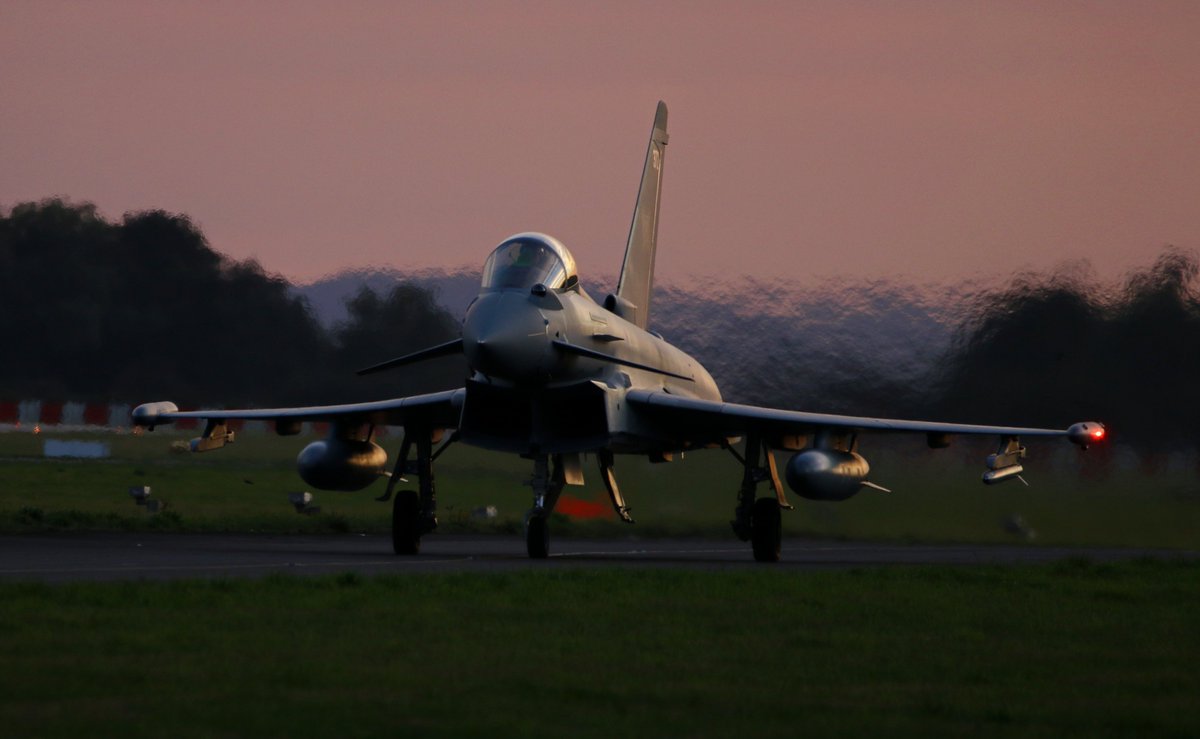 Thursday night ops raf coningsby @RAFConingsby @TyphoonEng @eurofighter @41RTES