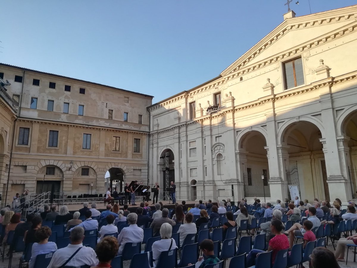 Trame Sonore 2020
#mantovachamber
Concerto in piazza santa Barbara con i Fiati dell'Ocm