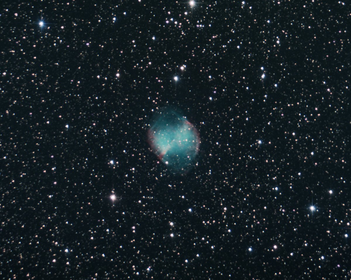 PlanetariumCT's tweet photo. Messier 27, The Dumbbell Nebula, taken by Elliot Severn in Meriden. 
M27 is a planetary nebula in the constellation Vulpecula, at a distance of about 1227 light-years. It consists of a glowing shell of ionized gas ejected from a red giant star late in its life.
#Space #Astronomy https://t.co/oe8PyEVMom