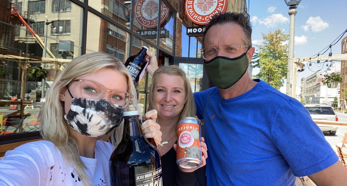 ChesterHildeBr3's tweet photo. When in...Hello Milwaukee! Now we've got both @indeedbrewing visits under our belt. Growlers filled with hello and honey light a growler of peach cobbler. https://t.co/RsiBrLv5C6