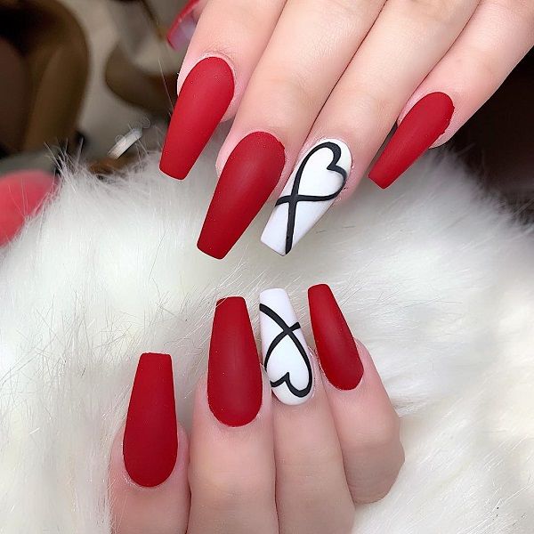 HealthBeautyfo2's tweet photo. On the off chance that you have chipped nail clean, include sparkle top to camouflage the vibe of chipping. #beauty #nail #naildesign #fallnaildesign https://t.co/fgVacu7oTo