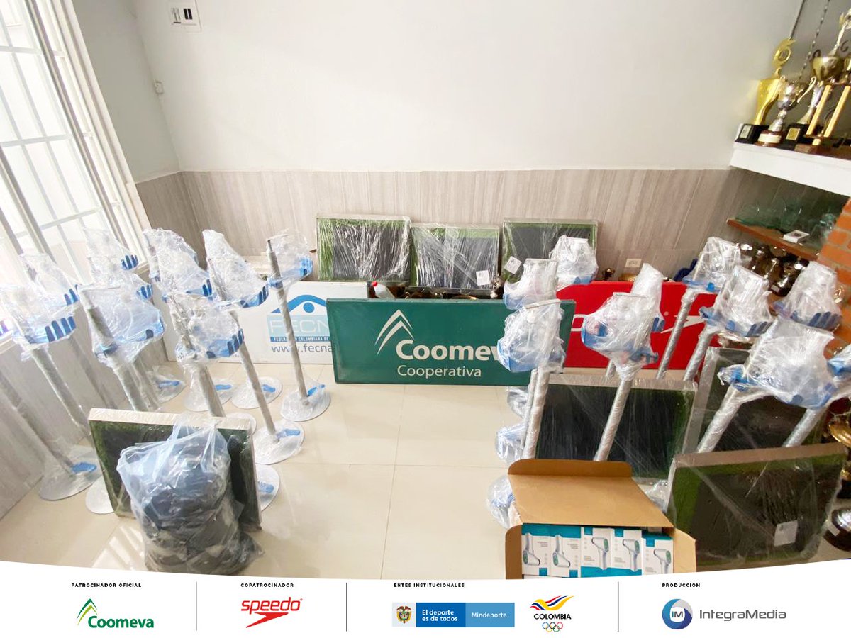 FECNA's tweet photo. #VolvemosAlAgua 🌊

Estamos preparándonos para el regreso al agua, por eso más de 20 Kits de Bioseguridad serán enviados a las Ligas de nuestro país 💙

#NuestraFederaciónLaConstruimosTodos 🇨🇴🤝 https://t.co/HarIbbg4sU