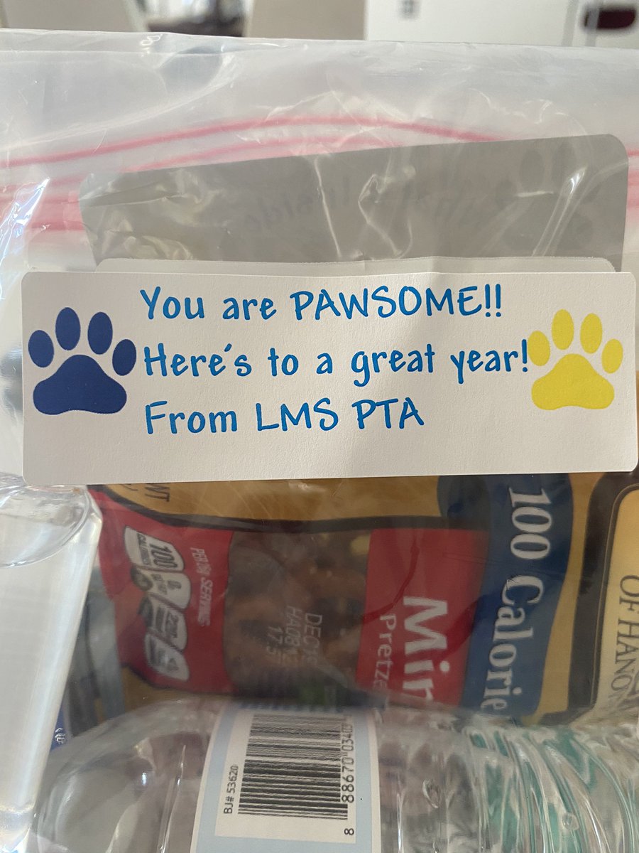 MsManheimerLMS's tweet photo. Thank you to the LMS PTA for the back to school goodie bags!!! 😊 @LMSPTA3 https://t.co/YwZQyMuMyb