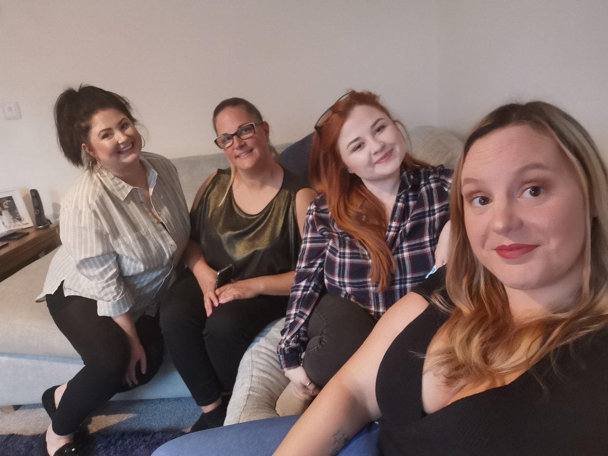 RhiDudzik's tweet photo. Reunion with my girls while watching #BGT @Andyshowbiz https://t.co/VrDiEXXvLc