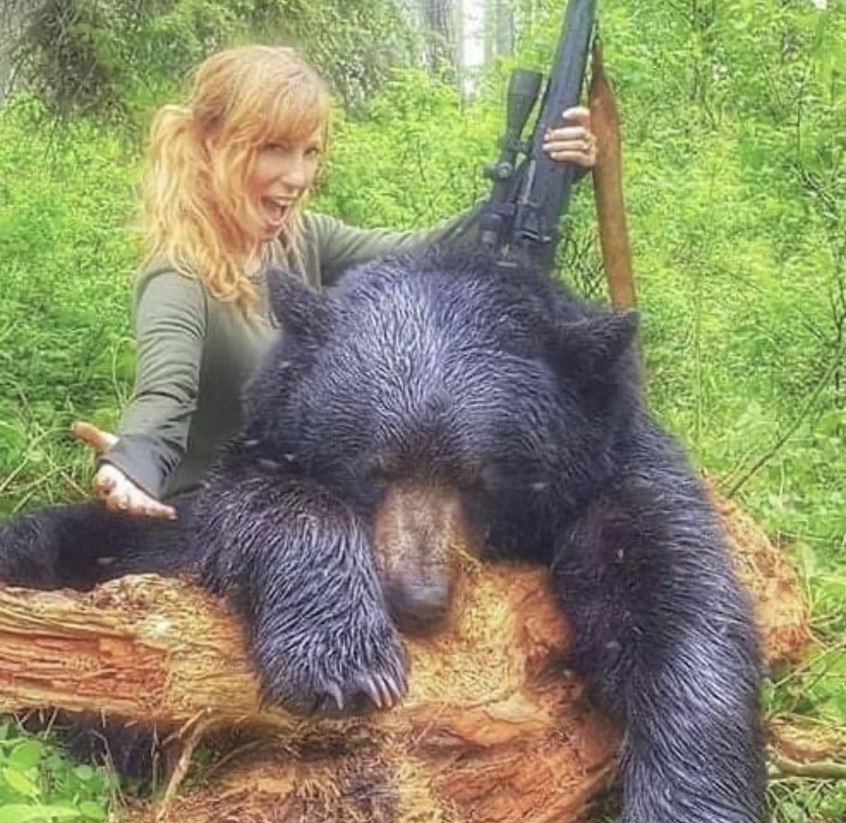 NickyAACampbell's tweet photo. If only there were a hell for her to go to https://t.co/TfseNzdMYo