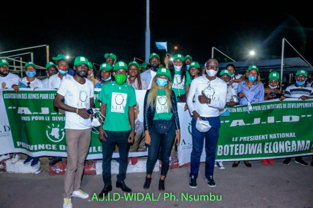 AjidRdc's tweet photo. L’association des jeunes pour les initiatives de développement *AJID* en sigle a accueilli dans la journée d’hier mercredi 03 Août 2020 son visionnaire le sénateur *Guy Loando Mboyo* à l’aéroport de N’djili qui était de retour de son vacance parlementaire à L’équateur. https://t.co/fixSg2pvEi