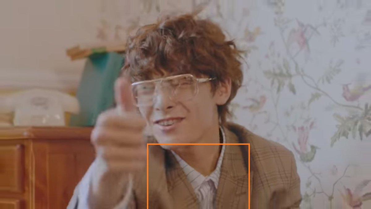 StrayKidsPL's tweet image. 🔎| STAY! Zastanawialiście się kiedyś, dlaczego Han we wpisie dotyczącym coveru "Congratulations" użył hasztagu #GetCool? 
Co powiecie na takie spostrzeżenie dotyczące teaseru do piosenki, pt."EX" i MV, właśnie do piosenki "Get Cool"?

@Stray_Kids #straykids #INLIFE #jyp #kpop