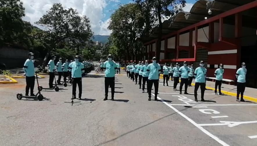 AB_COMANDOIMB's tweet photo. #04SEP El COMIMB acompaña al Gobernador del Edo #LaGuaira GJ García Carneiro y al Alcalde del Municipio Vargas Dr. José Teran en la inauguración del módulo policial Cmdte Honorario DARIO VIVAS para honrar la memoria de este revolucionario de espíritu Antimperialista y Bolivariano https://t.co/KPst38cz05