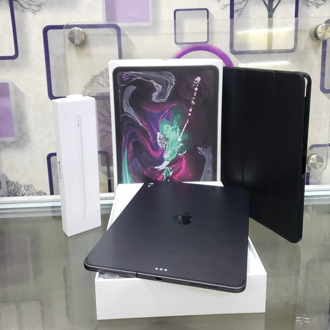 trafficbutter's tweet photo. #CleanLikeNew IPad Pro 11inch 64GB GREY Color with Charger (Wifi Cellular) at 330,000 🛒 #fastestfingers🏃♂️
.
.
Openbox Pencil 2 at N65,000.
See more => https://t.co/9LEwiViTQP
To order, call or whatsapp 08120654721 or DM @gadgetfreakzng https://t.co/oTroPXb3o8