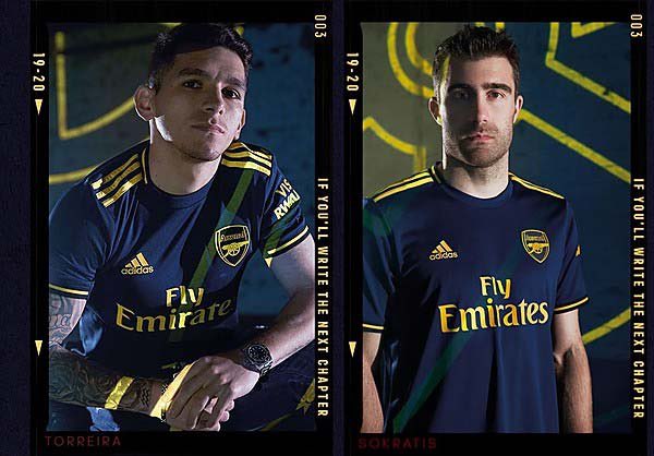 Depuis 2019, Arsenal est de retour chez Adidas et on peut dire que visuellement c’est un retour gagnant !4 superbes maillots dont un inspiré du "Bruised Banana", mention spéciale également à celui de cette année que je trouve très réussi..