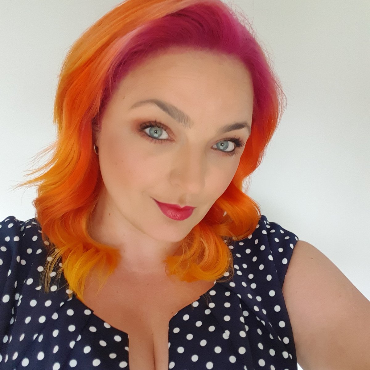 Lady_Randerson's tweet photo. #NewProfilePic https://t.co/g4YLIokGkT