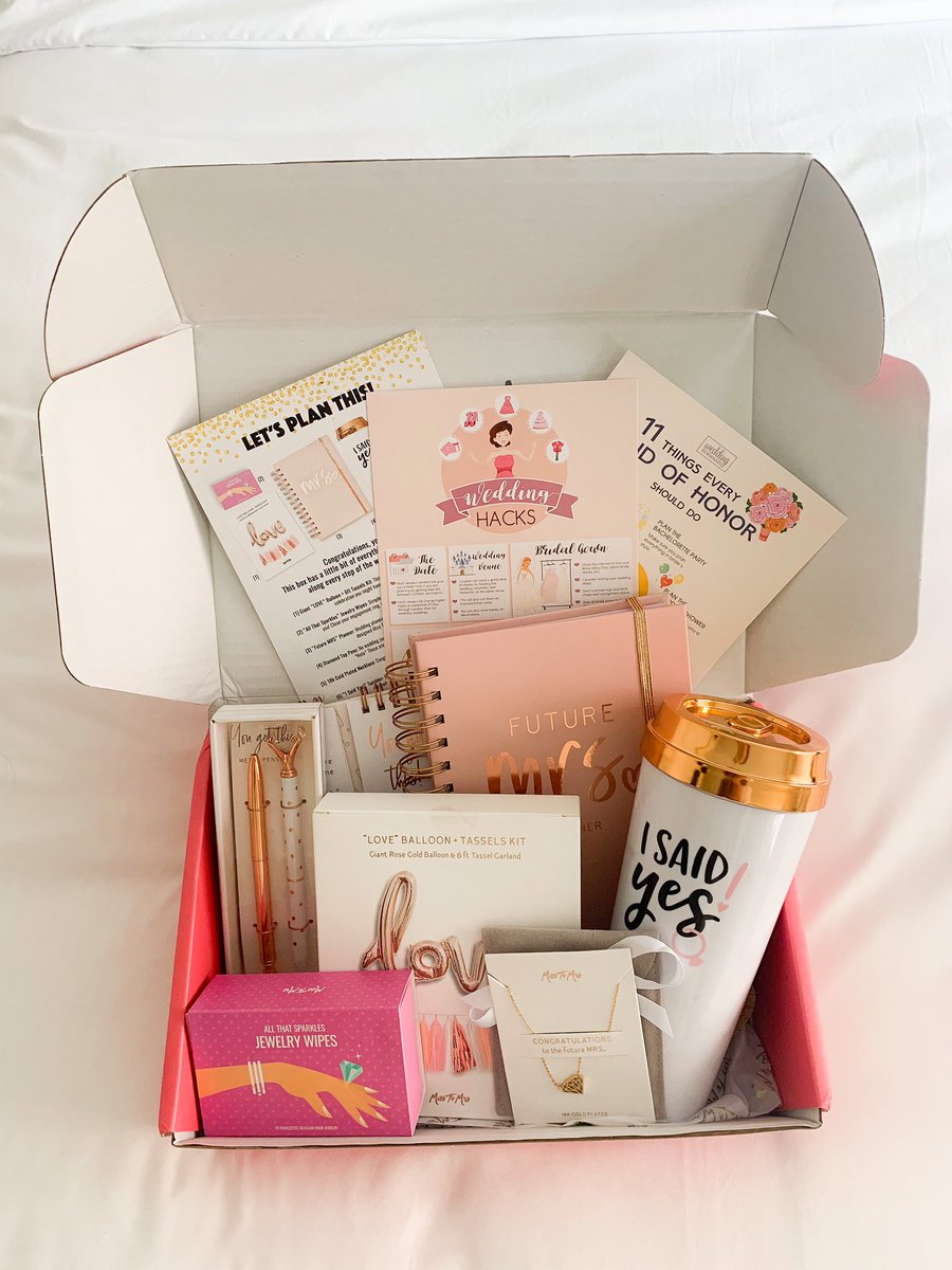 kelleyagibson's tweet photo. For all my engaged gals out there I’m sharing all the details on why you want to get a Miss to Mrs. bridal box subscription! #misstomrs #bridalbox #sunscriptionbox https://t.co/PvdSg65q6t https://t.co/ZcvP0obkZU