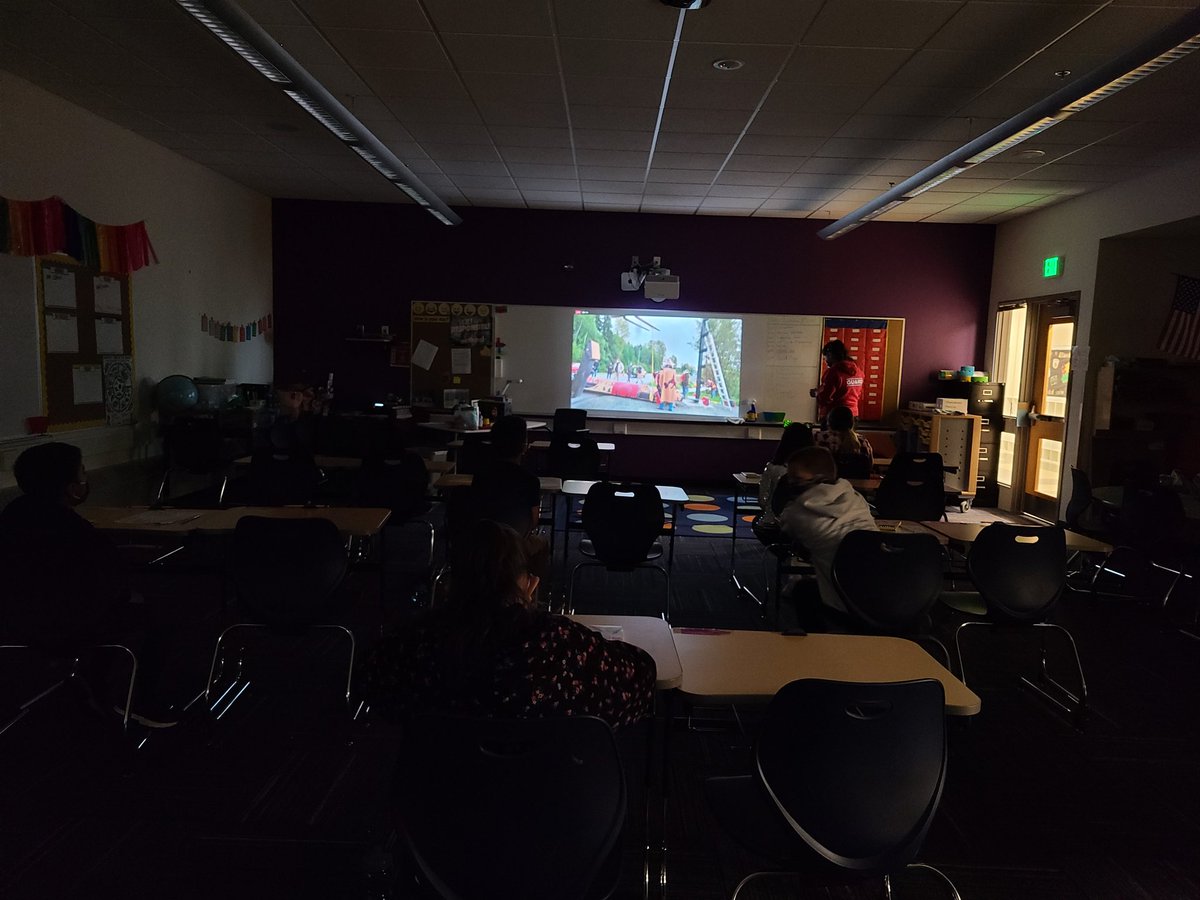 MsGarzasRoom's tweet photo. Watching a totem for LGBTQ and lost indigenous women be raised with my class this morning! https://t.co/4XxUKgkGJj