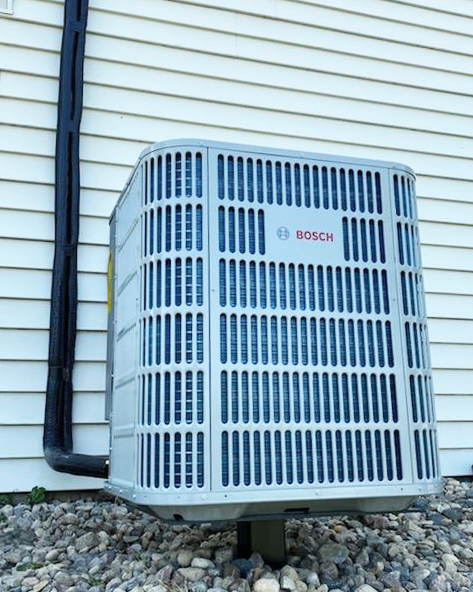 BoschHC_US's tweet photo. Our #ABCoftheWeek is Xtreme Heating & Cooling in Omaha, NE with this SUPER clean IDS2.0 heat pump upgrade. Consistently seeing excellent work coming from this team! Enjoy the long weekend, everyone. https://t.co/BacE5nR1yR
