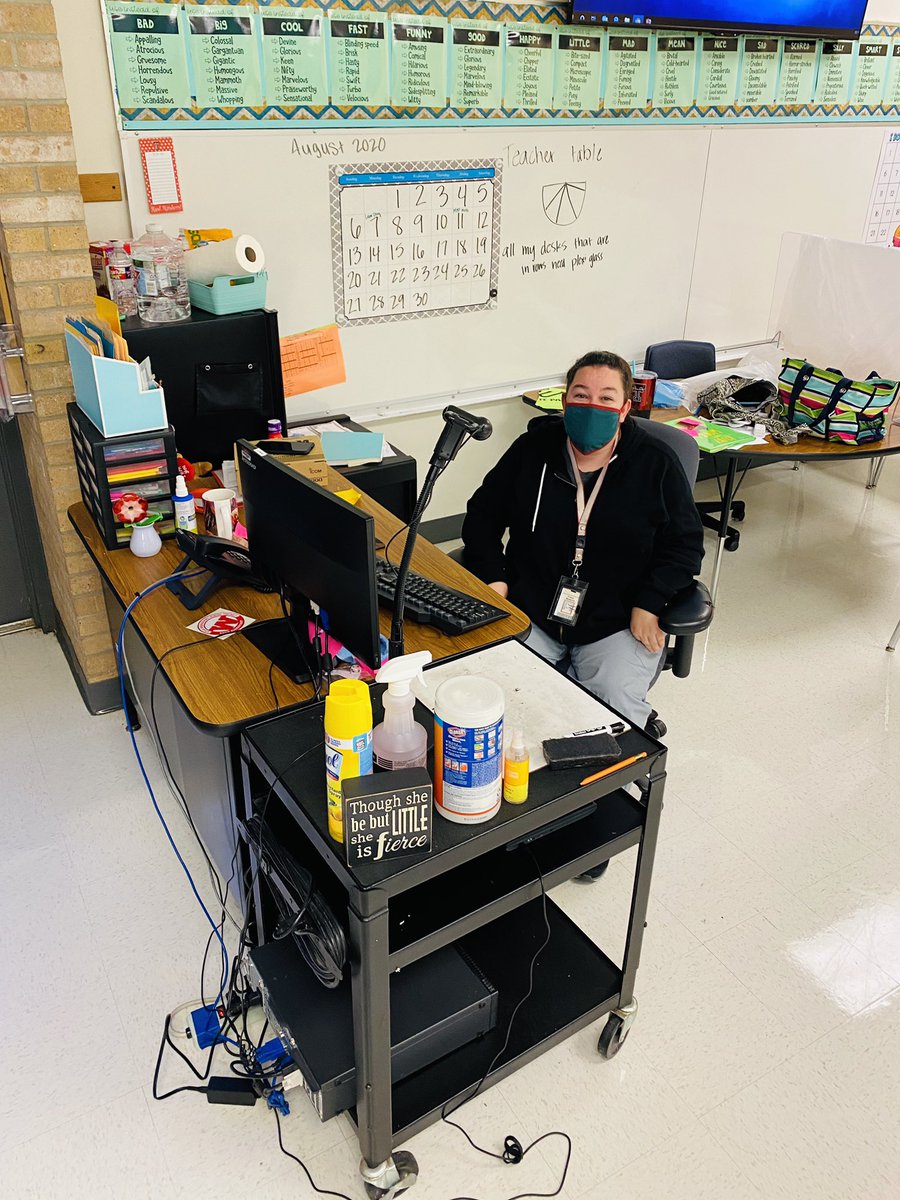 Nifty_Nancy9's tweet photo. Feeling the back to school vibe @Ethridge_Bobcat! It’s going to be a terrific 2020-2021 @AVIDGISD school year 😊 Thank you to Mrs. Ramirez, STLT, for taking time to share your virtual teaching ideas! #GISDAlwaysConnected #ThisIsAVID @Mocha_Minds https://t.co/09TVnWkNfi