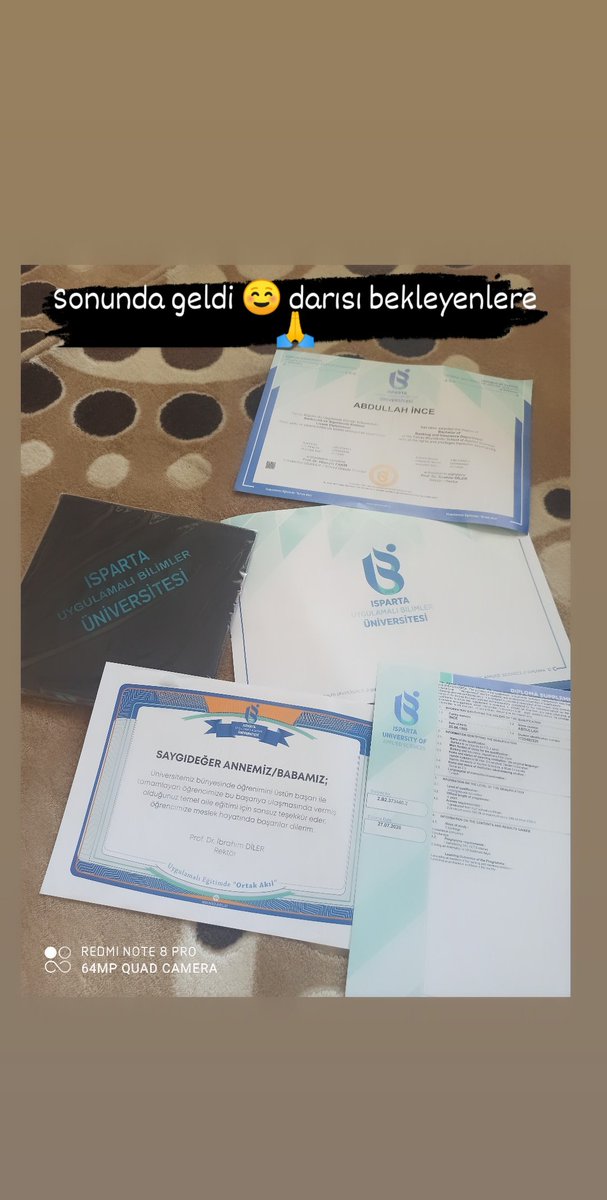 abdullahince001's tweet photo. Mezuniyet te kep atamadiğımız için kep'imizi eve gönderen #ISIBU #ıspartauygulamalıbilimlerüniversite sine teşekürler ☺️🙏 https://t.co/3H2fxsRGFv