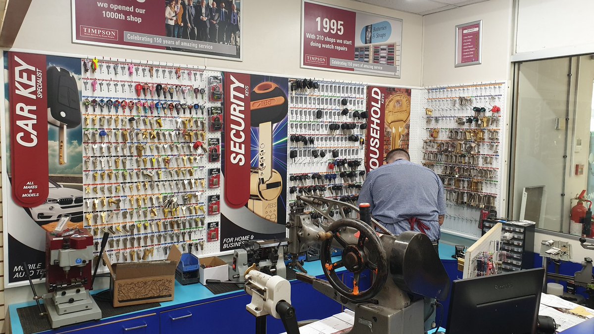 Alex_Thorne07's tweet photo. If anyone can spot the difference with this new keyboard install to all the others we have on #area24 you will receive a latte on me. @JamesTCobbler I will still buy you a latte. (And won't put it on my expenses.)
Answers that say I've done it wrong don't count. 😂 @mark_lissack https://t.co/is1BkFVaw6