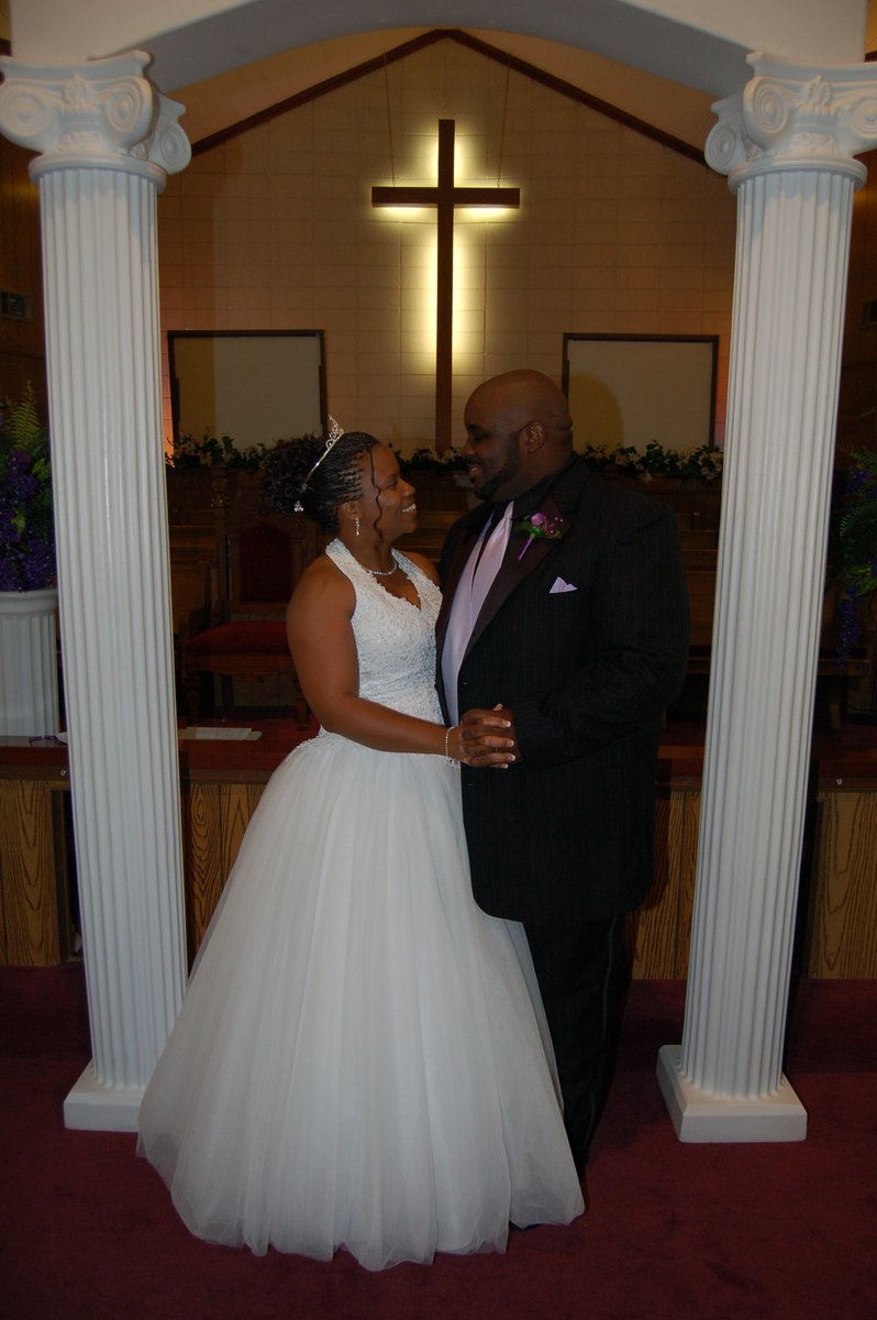 DrJeffGiovanni's tweet photo. It's been 10 Years since I became the most blessed man on Earth! I thank you @korillene for 10 great years and I look forward to 40+ more!! I Love You!! #Blessed #TimeFlies https://t.co/tg8XRvTgDm