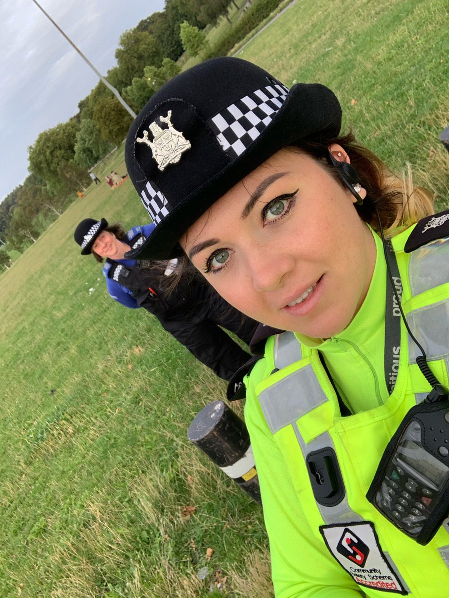 RadfordRoadCPOs's tweet photo. CPO KISS is out with PCSO ORAM conducting Hi-Vis patrols around the #ForestRec area , keeping everyone safe. #oneteam #HysonGreen #Arboretum https://t.co/z6UzSWmuGL