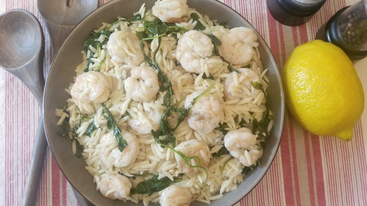 New Blog! Check out my new post on Giada, Star Wars &amp; Drawing

2ndhelpingcooking.com/giadas-lemony-…

#blog #blogger #food #starwars #drawing #youtube #Foodie #foodnetwork