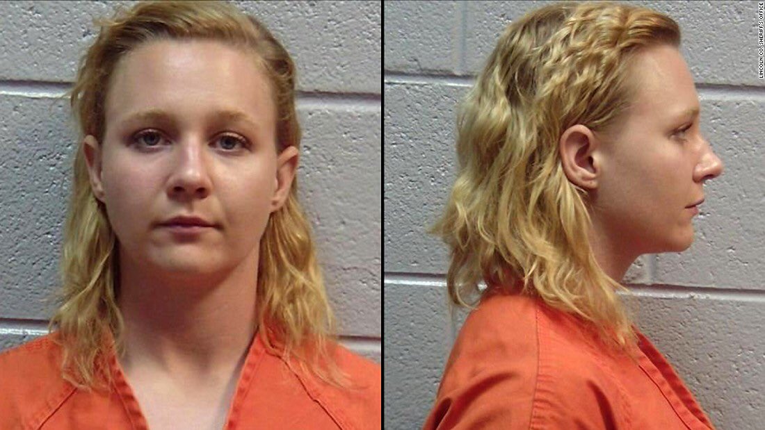 TreyDeHuete's tweet photo. @Strandjunker Never forget
 #RealityWinner #AmericasDaughter
#AirForceVeteran
warned us, 2016 Russian interference‼️

To date, this #Shero still sits in prison cuz @jeffsessions👺

#CompassionateReleaseForRealityWinner

#WeRespectVets 
🇺🇸✊🏾✊🏼✊🏿✊🏽✊🏻🇺🇸
@bjwinnerdavis 
@WendyMeer11 
@Karaoke_God https://t.co/nyeCaNkyq2