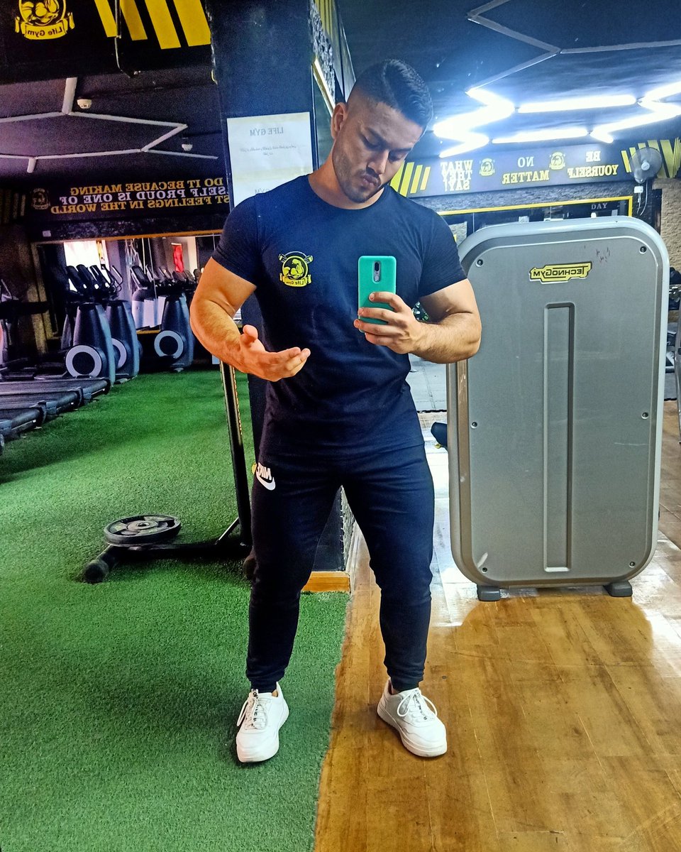 #bodybuilding #style #desconfianza #motivation #workout #transformation #devinion #naelclab #oylmpics #pump #trendyphoto #chembion #instagram #music #clasek #bar #gardening #lidsandsis2020 #hero #crossfit #fitnissmodel #club #gymlife #followforfollowback #anabolic #american .