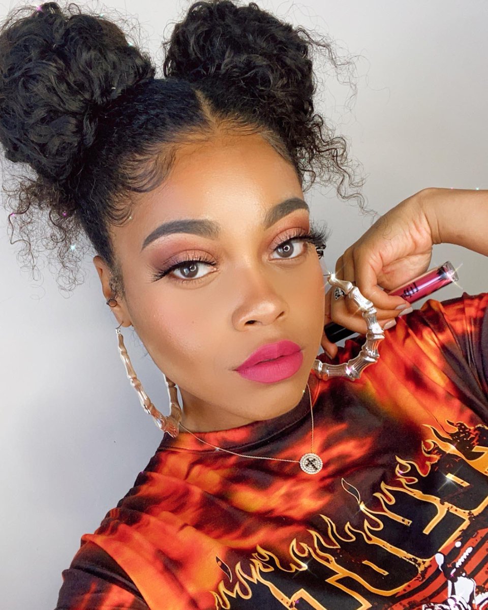 Destiny_Jones1's tweet photo. NEW “Juice” Matte Liquid Lipstick 💄 💕🔥
https://t.co/s7pevLU4U5 https://t.co/DnL4ZMCqG2
