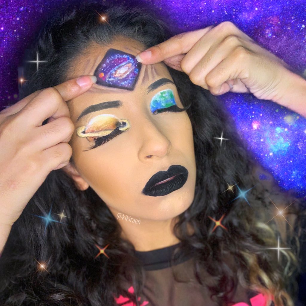 KikiRaeReal's tweet photo. She holds the #galaxy within her.

@fentybeauty #profiltr foundation
@jeffreestarcos #magicstar concealer
#jeffreestarcosmetics magic star #settingpowder
@MACcosmetics #skinfinish #darkdeep 
@ABHcosmetics @norvina vol1 &amp;vol2
@milanicosmetics #amor #matte #lipstick https://t.co/yChTDxgW3e