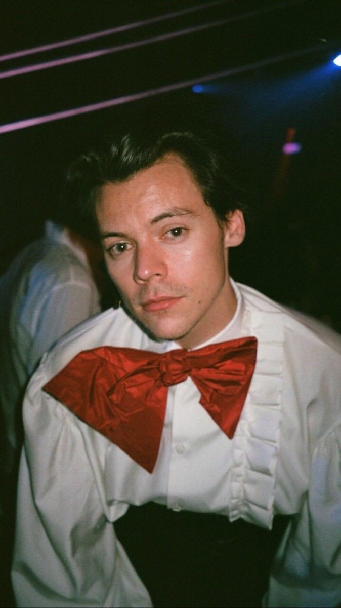 harry styles at the 2019 met gala afterparty—a thread