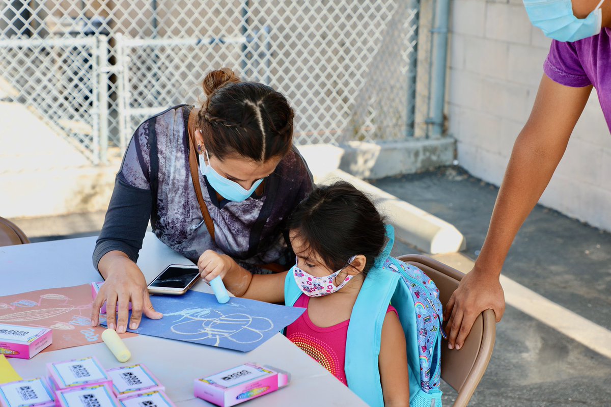 CrystalStairsLA's tweet photo. We’re getting our families counted here at Ozzie Gorren Head Start for our Chalkathon event. Check out the chalk art the kids drew! @WeCountLA #WeCountLA #2020Census #CaStudentsCount #CrystalStairsChalkathon https://t.co/pRelHrGZ2X