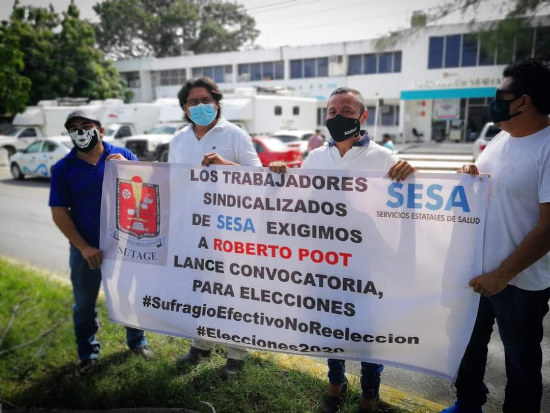 quintanaroonews's tweet photo. #Entérate Cada día se unen más trabajadores del #SUTAGE del @GobQuintanaRoo pero para pedir la salida del parásito líder Roberto Poot. Exigen que se emita la convocatoria para renovar la corrupta dirigencia que aún dirige y que busca a toda costa retener por unos años más. https://t.co/DCIFLENJja