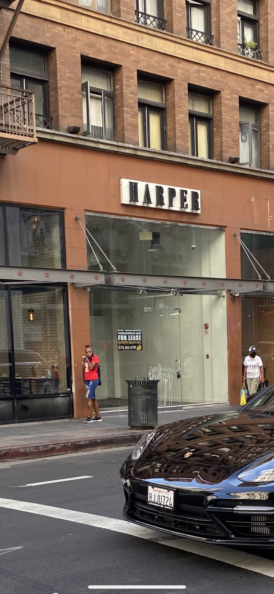 2 pic. Remember how I was saying I wanted a storefront this morning? Well I went out and got one. Heaux Cosmetics will be opening in down town Los Angeles for the holiday season https://t.co/Ea0UpOb6Mu