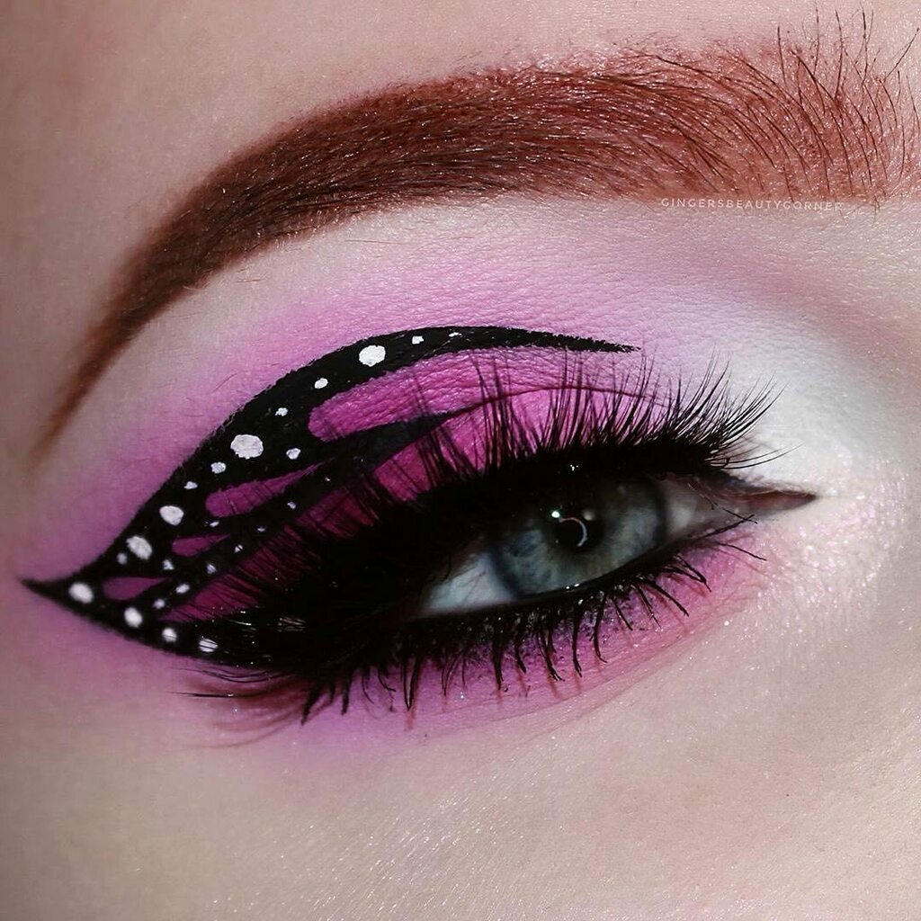 OFRACosmetics's tweet photo. Ready to flutter into 2021 like.. ⠀
-⠀
@gingersbeautycorner adds a pop of CLOUD 9 Highlighter to this euphoric look #OFRAxNikkieTutorials https://t.co/tCQCyOIAnE https://t.co/29QQGlXkr3