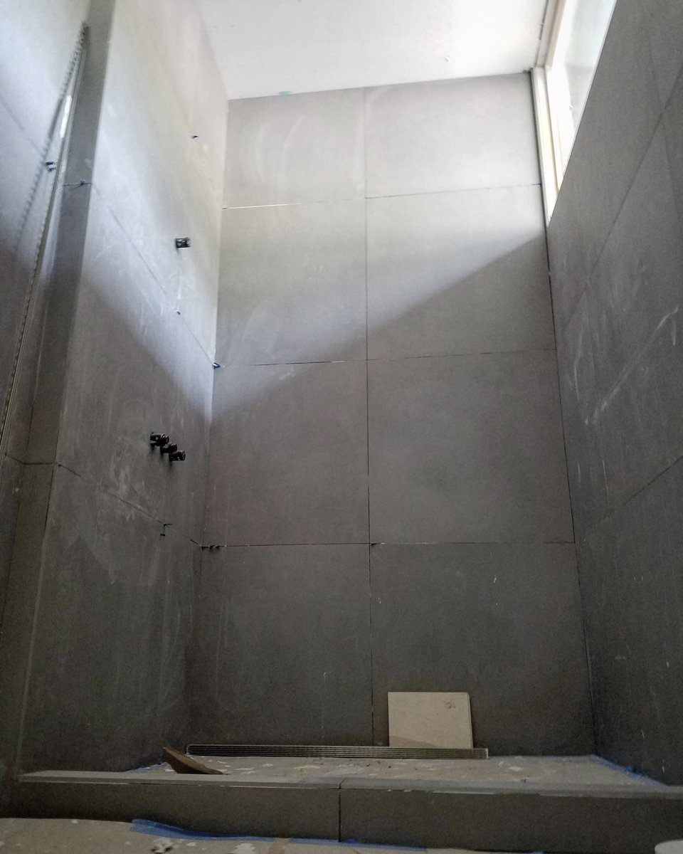 Tile working progress 
#bathroomrenovation 
#bathroomideas #inspiration #atlanta #homeimprovement #tile #tiling #tilesetter #tilesinstallation #diy #diyprojects #construction #custumshower #contractors #contractorofinsta #contractorslife #tilingwork #tilecontractor #nmgremodeling