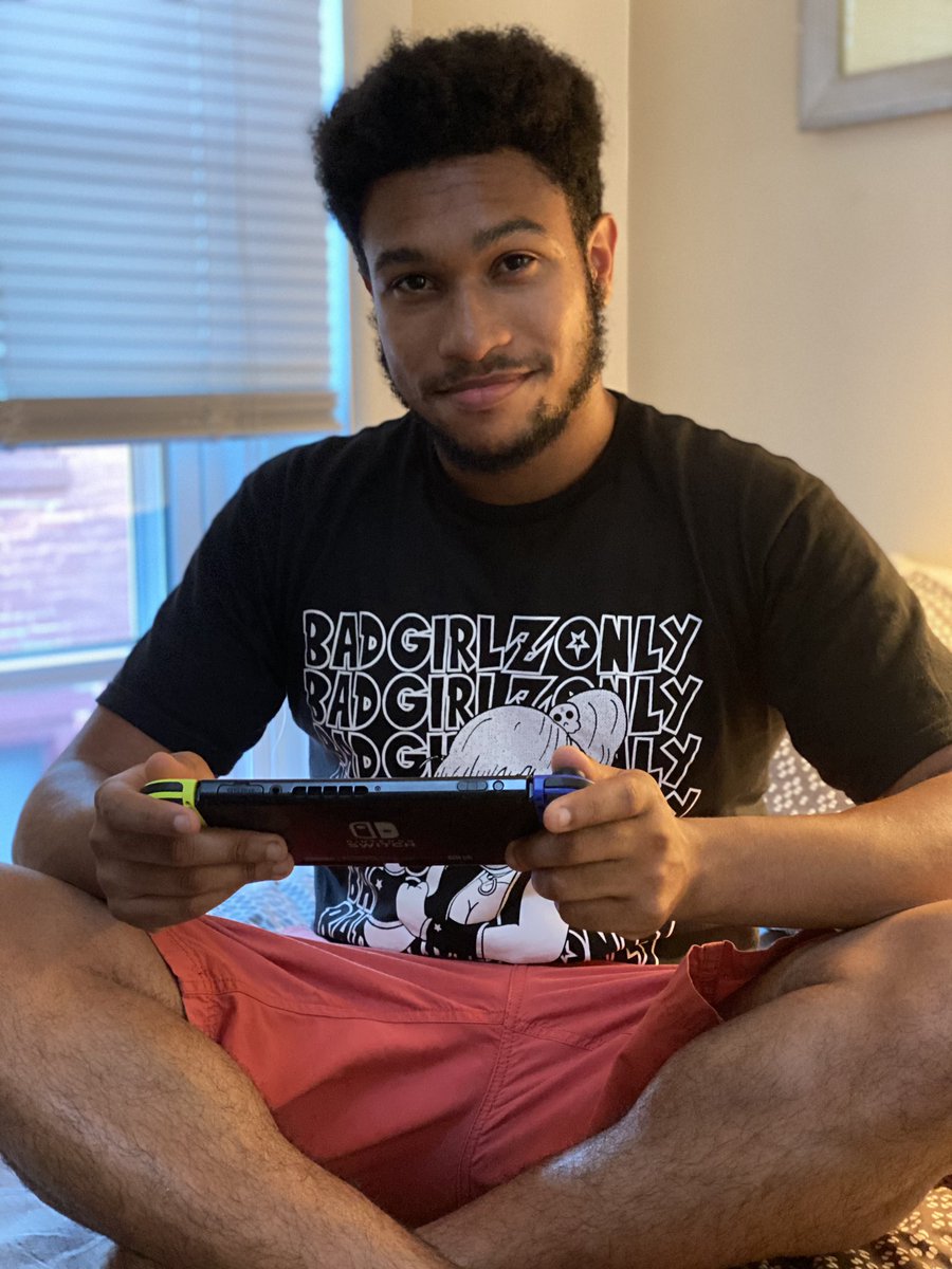 BigGameLeroy's tweet photo. Fake off guards at the PolyCult Mansion @theonlymvyoung 
📸: @sofiealltimelow 
#BigGameLeroy #SwitchKid #Bulma #DBZ #DragonBall #DBS https://t.co/OnwBgSBE0K