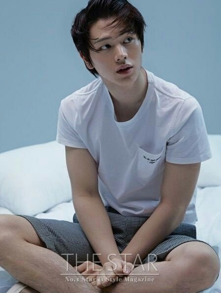 «30 Day Bias Challenge»D-18 - Bias at the photo shoot damn sungjae's visuals is stunning as usual #SUNGJAE  #성재  #BTOB  #비투비