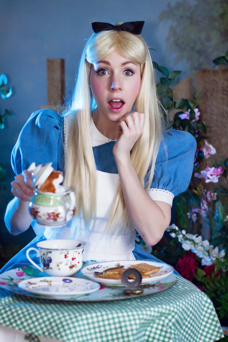 Disney cosplay tweet media