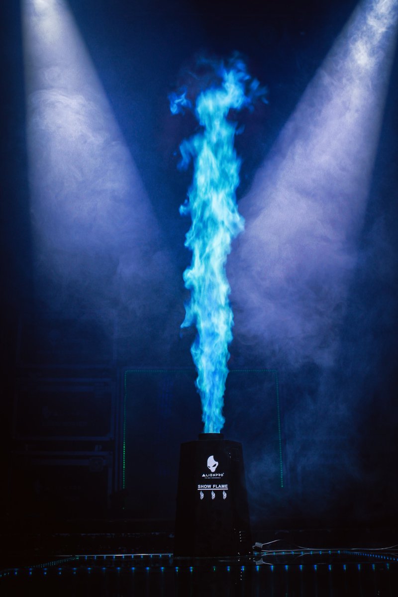 GlobalPlanetmx's tweet photo. ¿Que color eliges?
¿Azul o rojo?
Te presentamos nuestro #showflame de la familia de #alienpro, potente y con un alcance que te dejará sorprendido.
¡Visitanos!
López Cotilla #160, Guadalajara, Jalisco. https://t.co/daTBfT016d