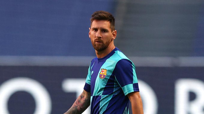 Messi Staying although he wanted to leave