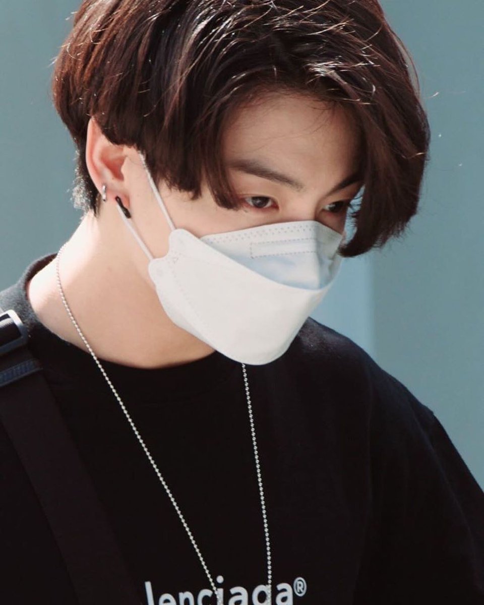 KookNourane's tweet photo. Jungkook looks omg 
@BTS_twt https://t.co/Lk0AIILPw8